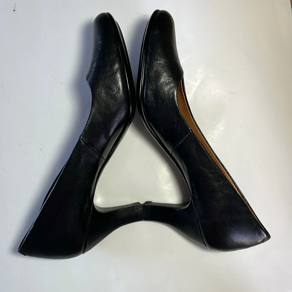 Sofft Samy woman’s black leather pump kitten wrapped heel arch support sz8 - Picture 8 of 14